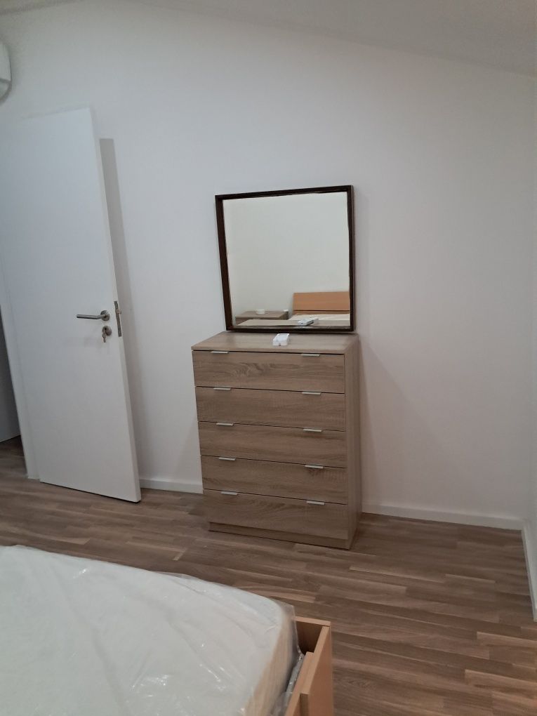 Alugo cuarto tipo suite o con dois camas de solteiro