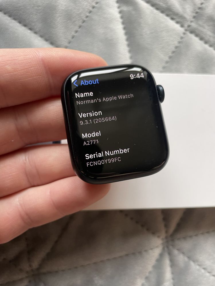 Apple Watch Series 8 45mm  iCloud доступ в меню