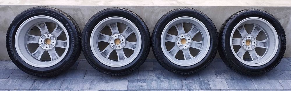 Oryginalne felgi koła NISSAN 16 cali 4x100 + MICHELIN wielosezon 2022