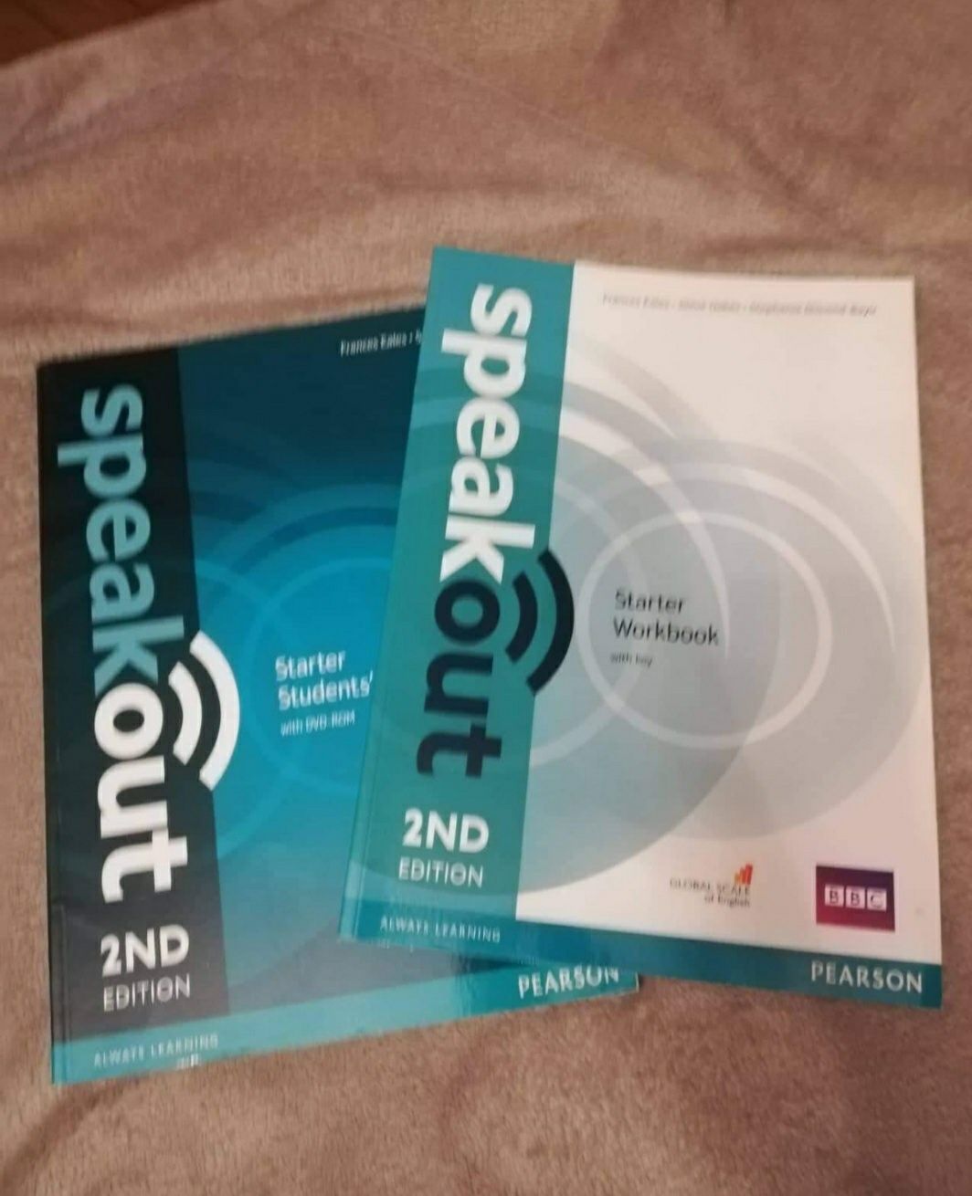 Livro com fichas de Inglês. Livro de ficha de Francês s de Francês.