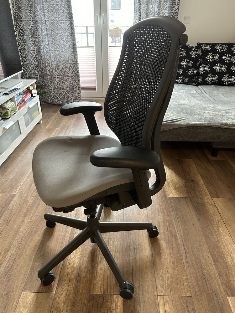 Fotel obrotowy Herman Miller Celle