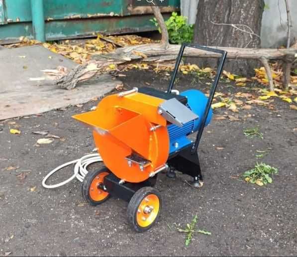 Садовий щепоріз,подрібнювач гілок (гілк 50-60мм)з двигунами елект/бенз