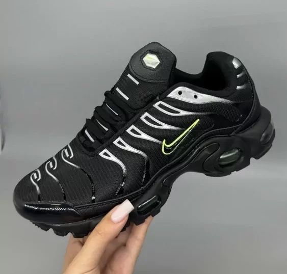 Кросівки Nike Air Max Plus