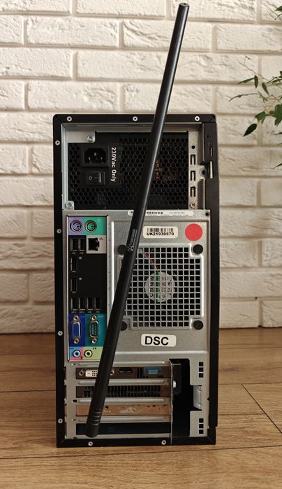 Dell OptiPlex 7010 • i7-3770 • RX 570 • 16GB RAM• 490 GB SSD+ HDD