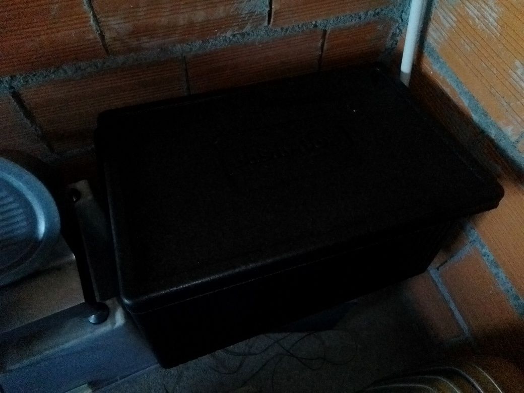 Vendo prateleiras de mini mercado