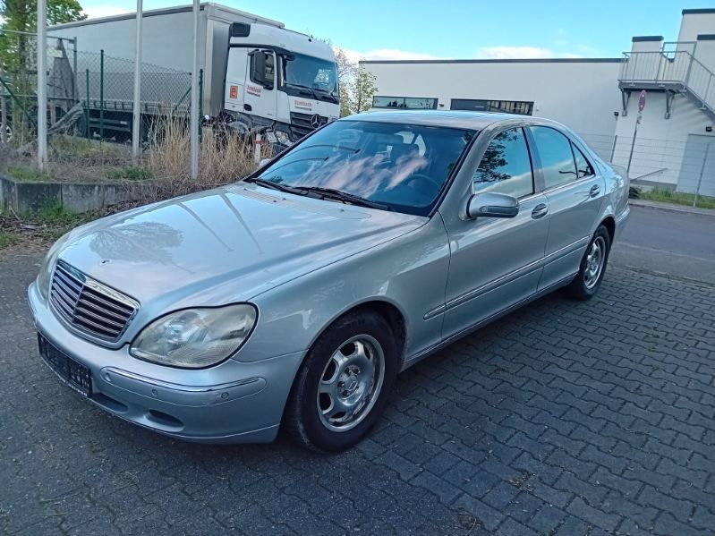 Mercedes S320 benzyna