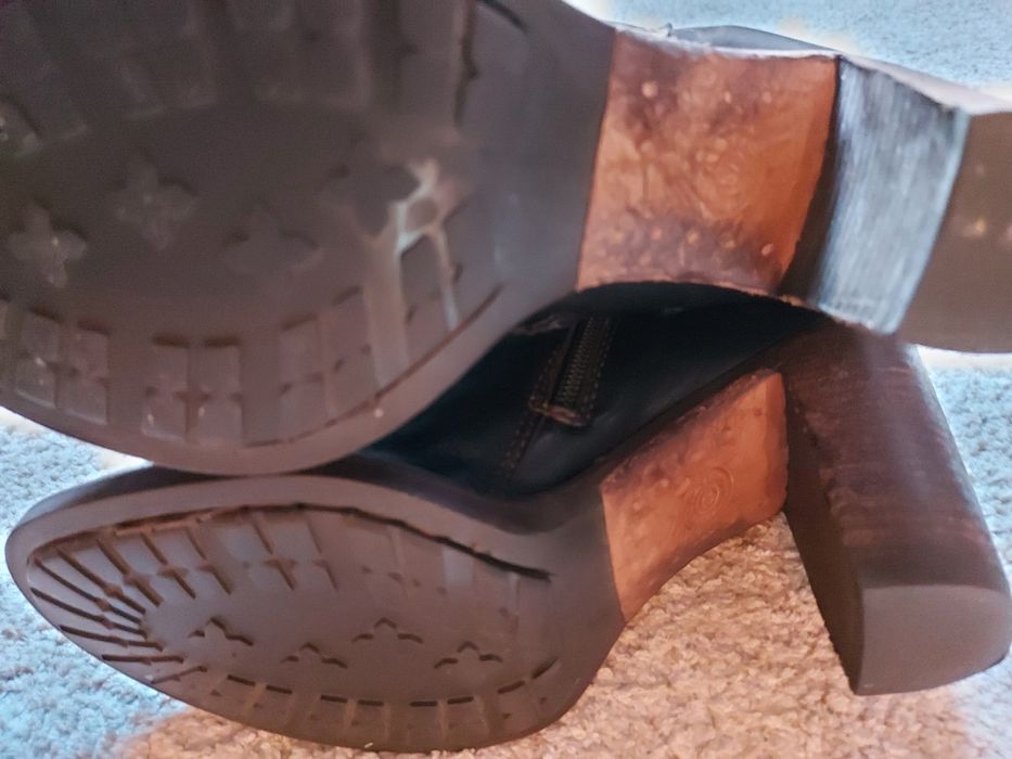 BOTKI czarne skóra, obcas, słupek, brązowy 9 cm, zapinane na zamek