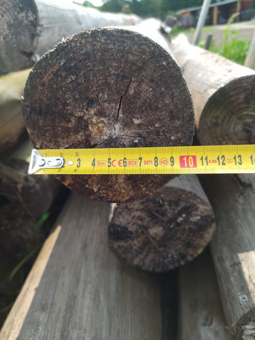 Kołki okorowane, stemple na huśtawkę, altanę