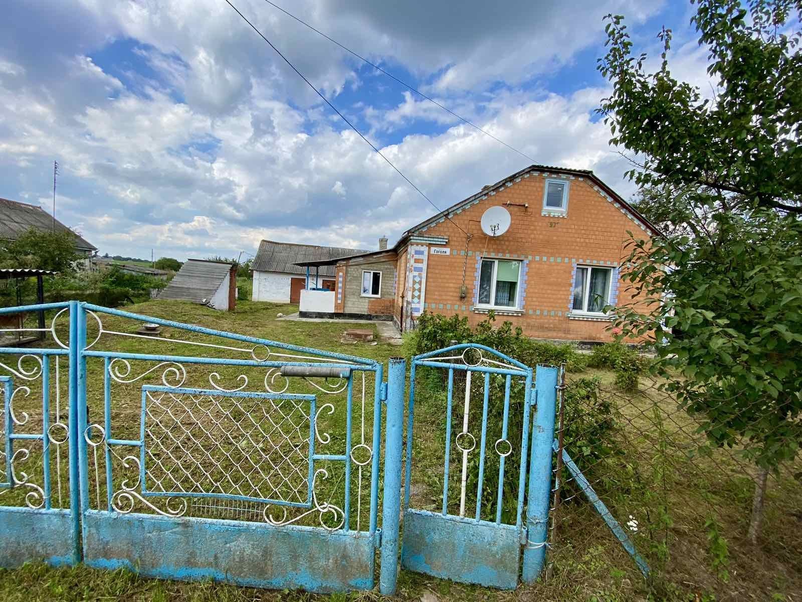 Продам будинок  с.Лішня Гоголя 29
