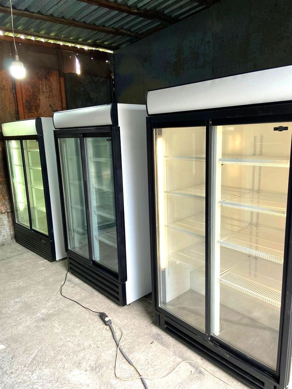 Холодильные шкафы  Кондитерские и барные мини холодильники