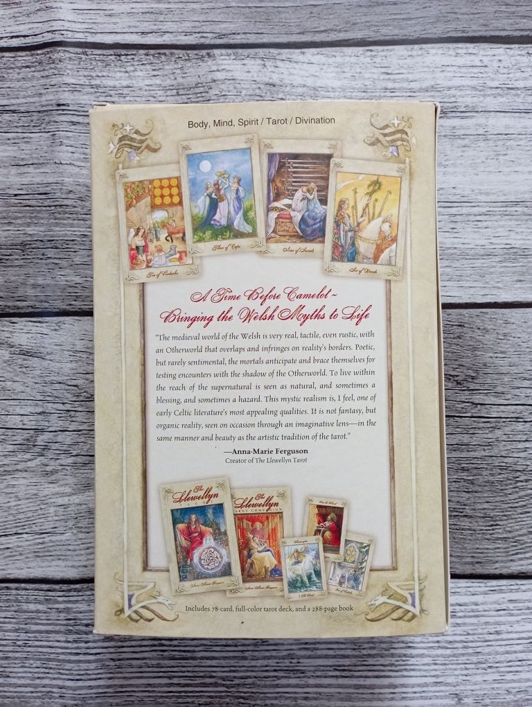 Nowe oryginalne karty Tarota The Llewellyn Tarot Oracle Runy