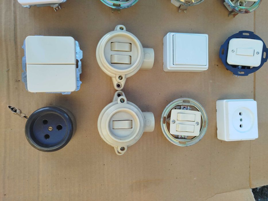 Interruptores /tomadas antigos