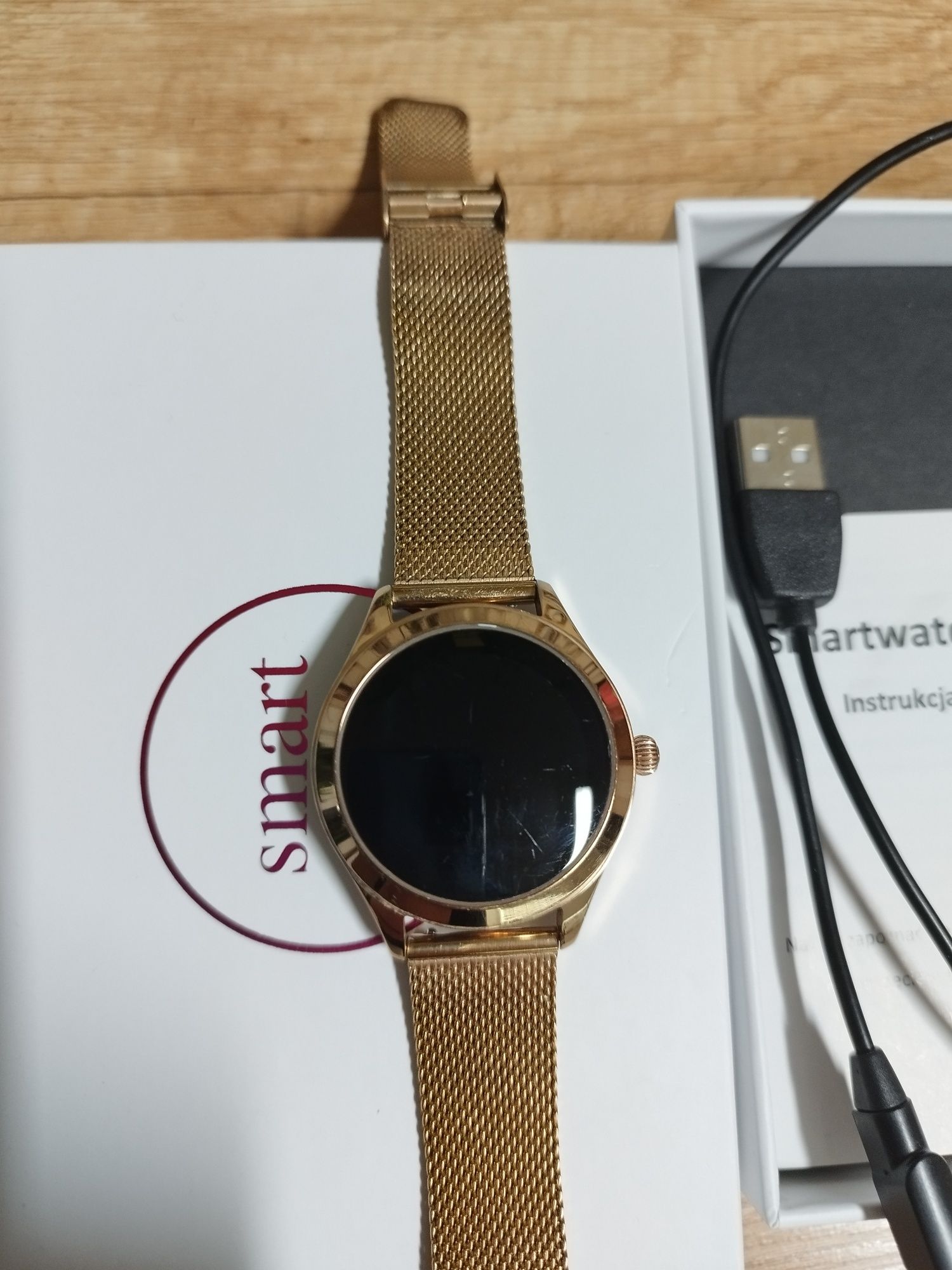 Smartwatch KW10 używany.
