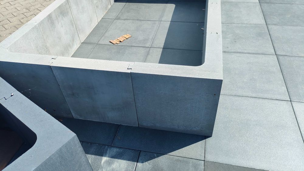 Donica doniczka betonowa kwietnik klomb donice beton palisada obrzeże