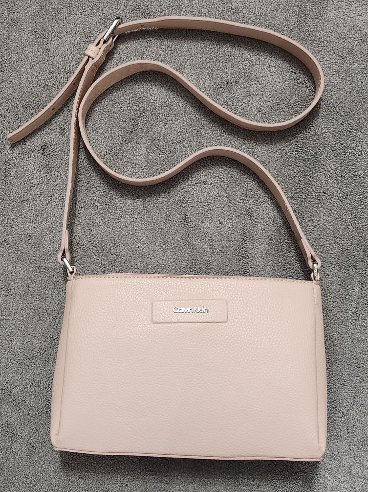 Torebka crossbody Calvin Klein