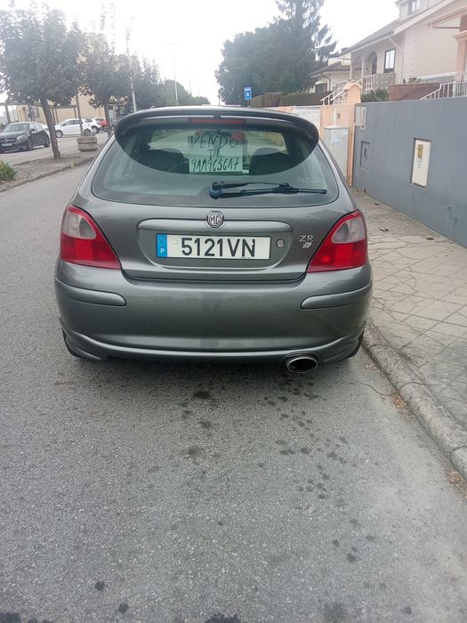 Vendo um MG em bom estado como novo