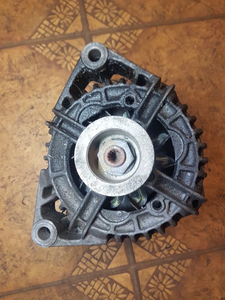Alternator Opel Vectra B 2.0  01245  15080