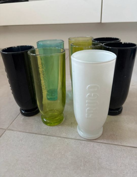 Szklanki kolorowe frugo