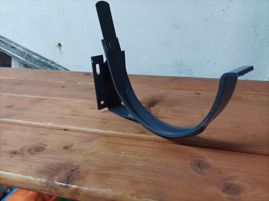 Haki doczołowe 150 ocynk + RAL