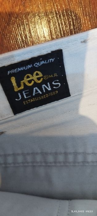 Spodnie damskie Lee 29-31 białe