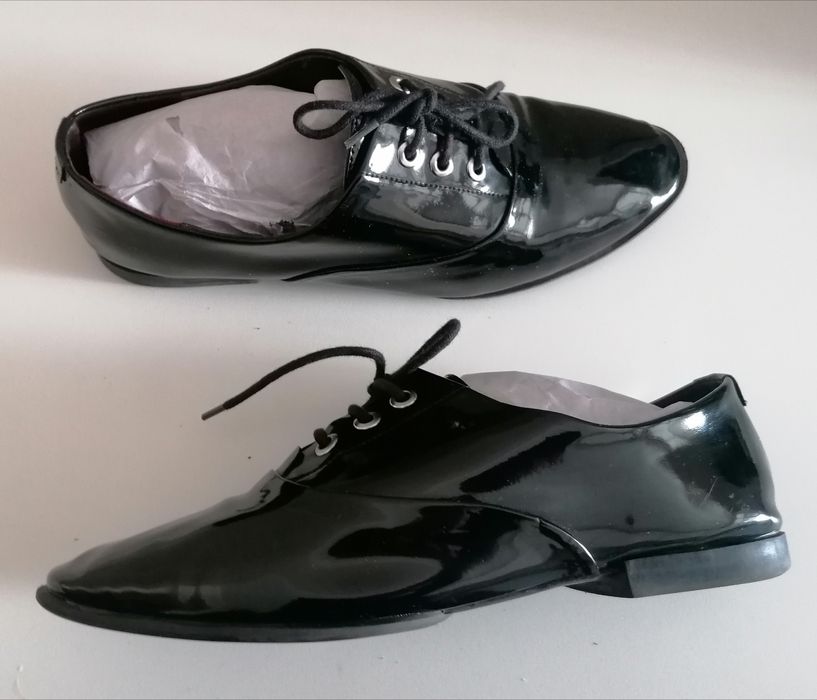 Sapatos verniz seaside 38