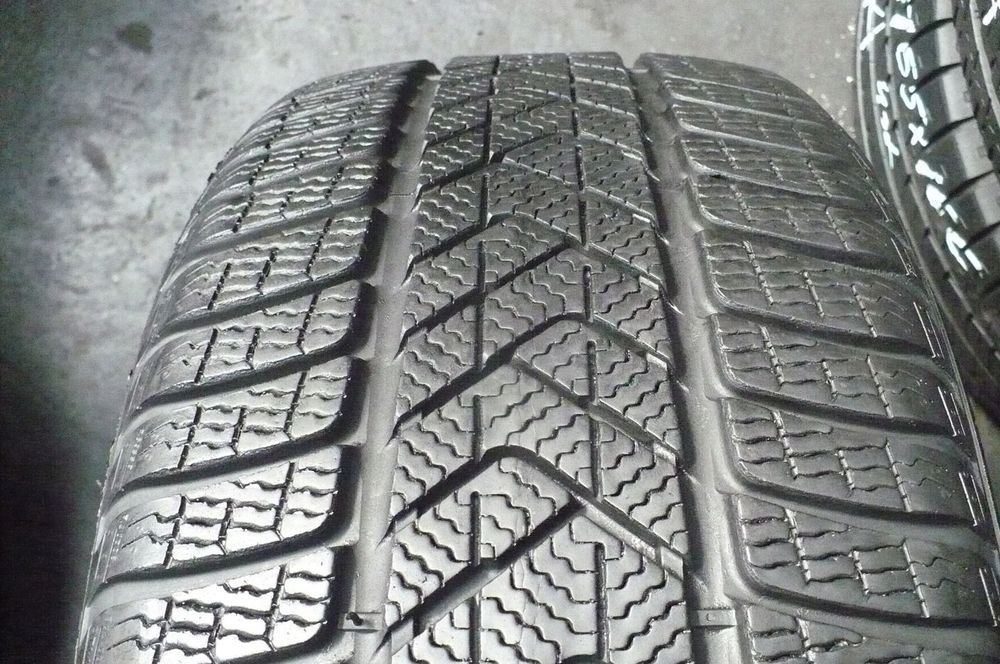 PIRELLI Sottozero 3 235/45R18 7,2mm 2021