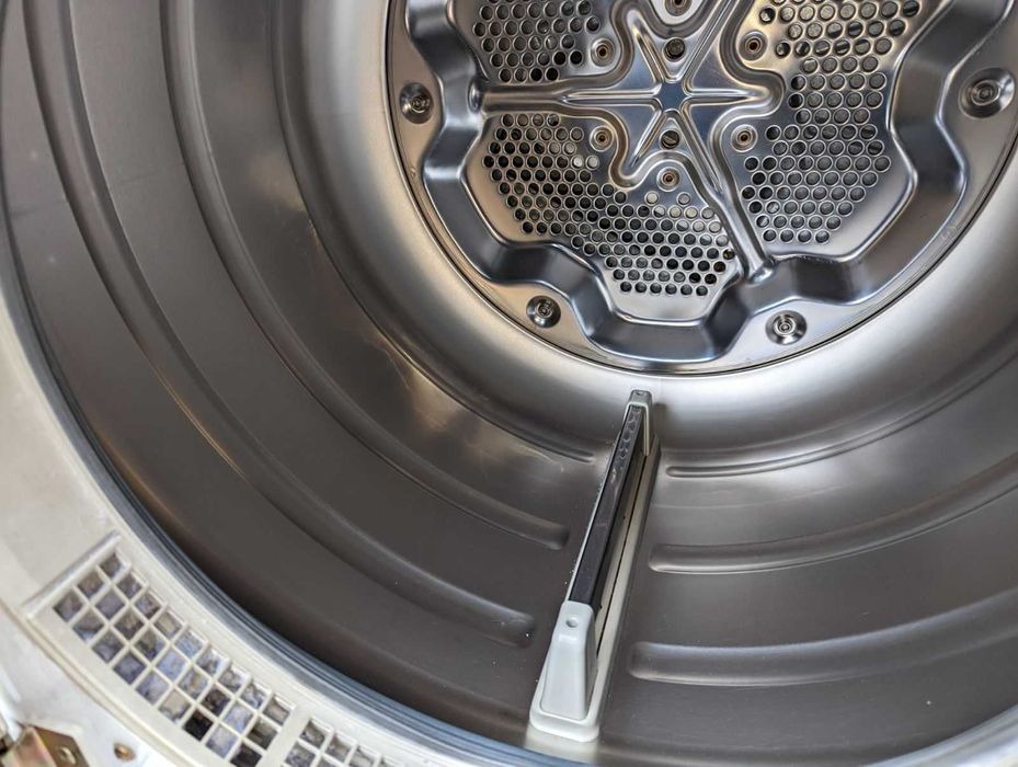 Сушильна машина Miele T-366 професійна 7кг