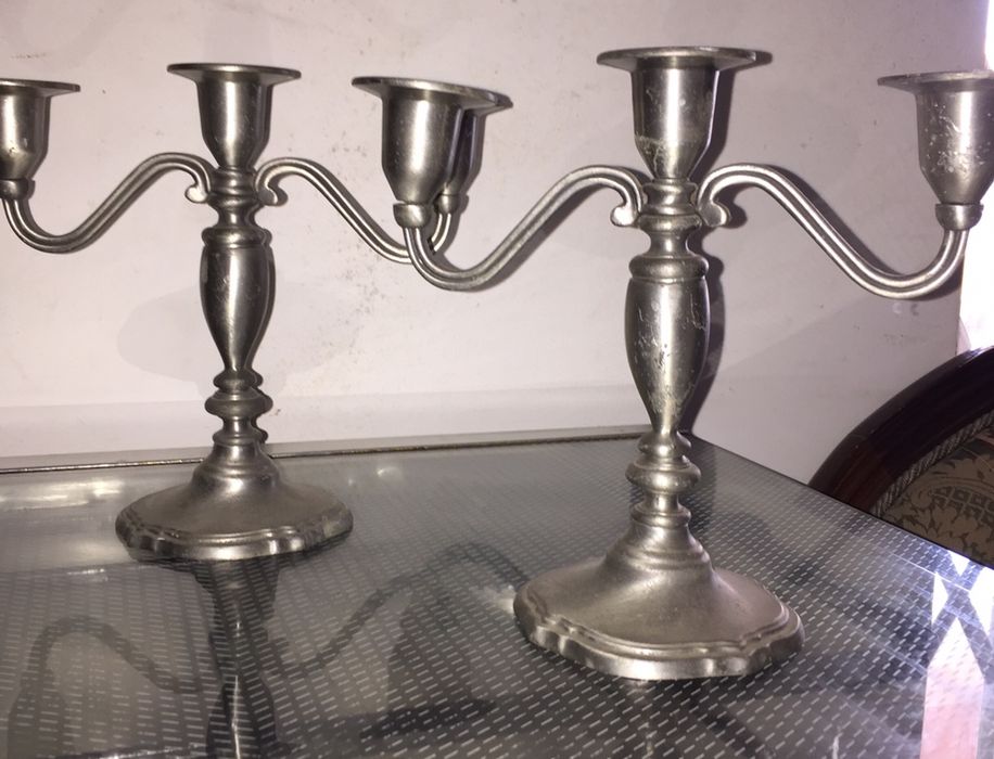 Par de candelabros de 3 velas