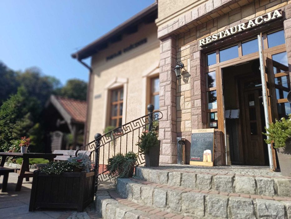 FROMBORK - Restauracja + Pokoje gościnne + Mieszkanie