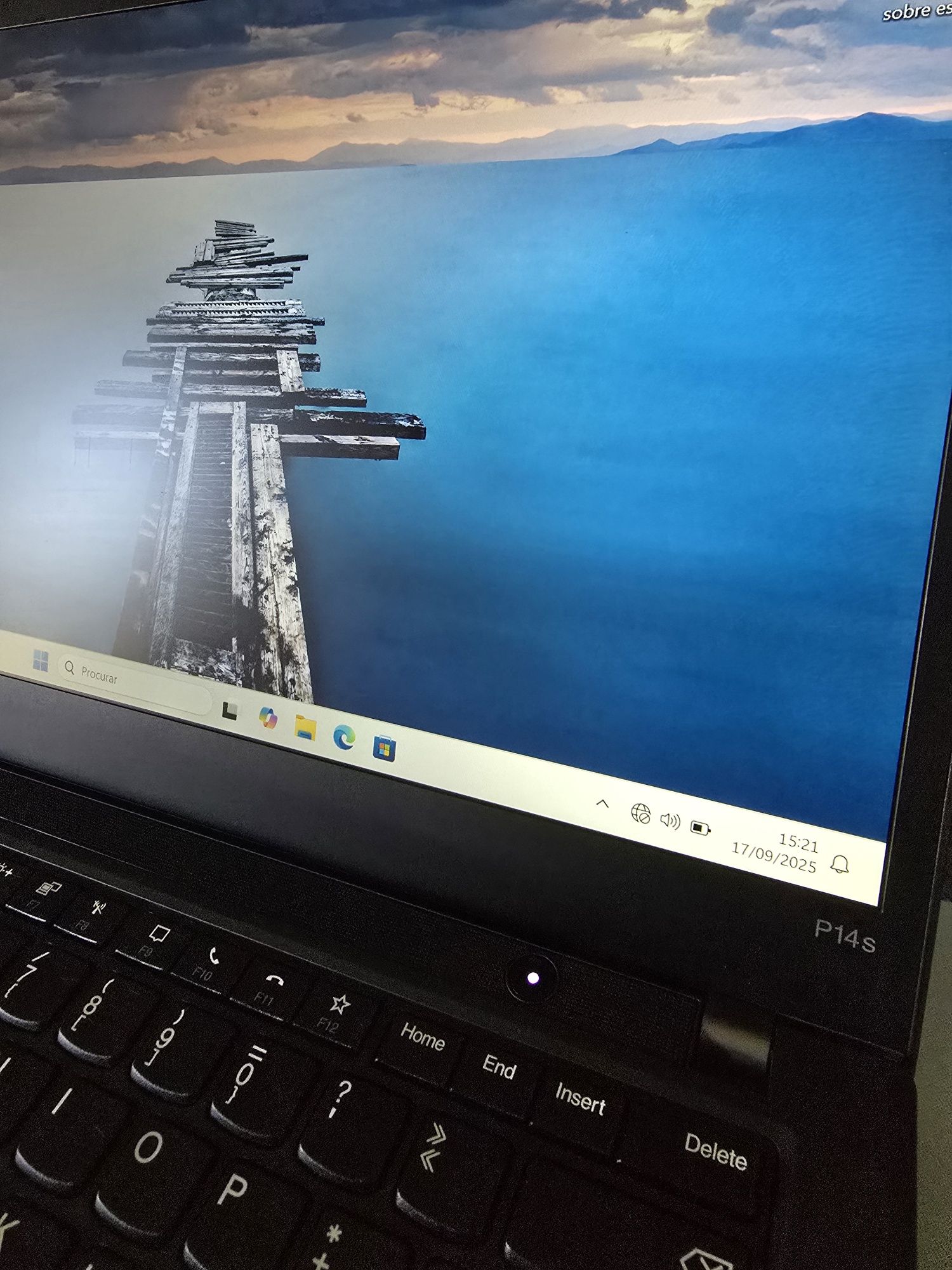 Portátil Lenovo ThinkPad P14s Gen 2
