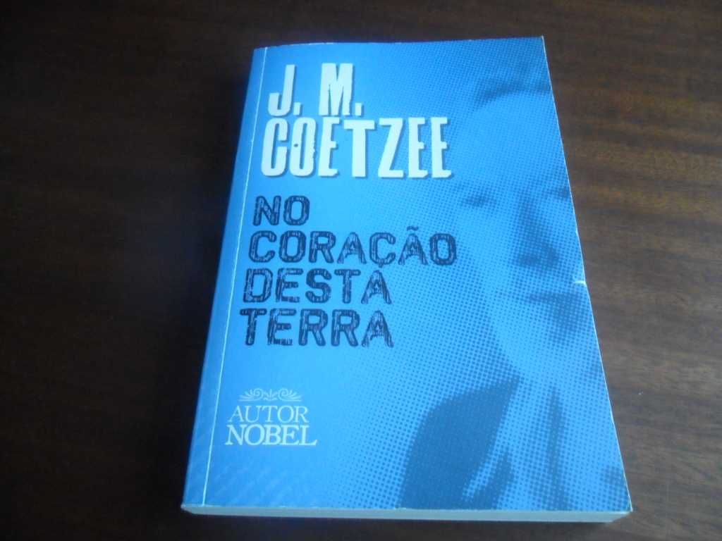 "No Coração Desta Terra" de J.M. Coetzee