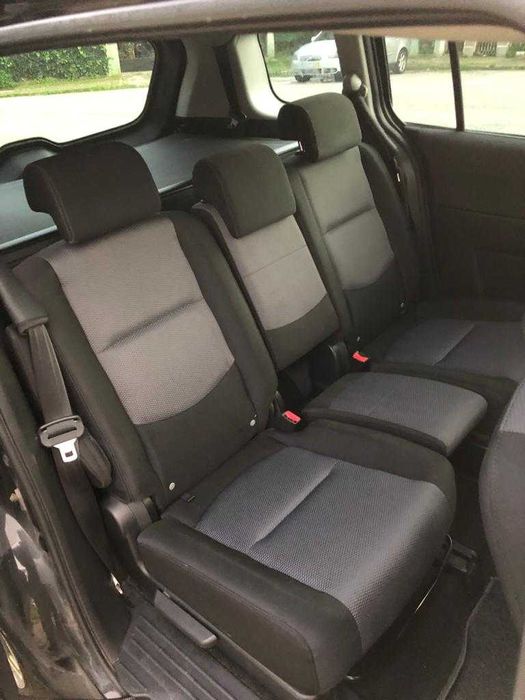 MAZDA 5 | 2.0 SPORT | 143CV | 5 / 7 Lugares | PRETO