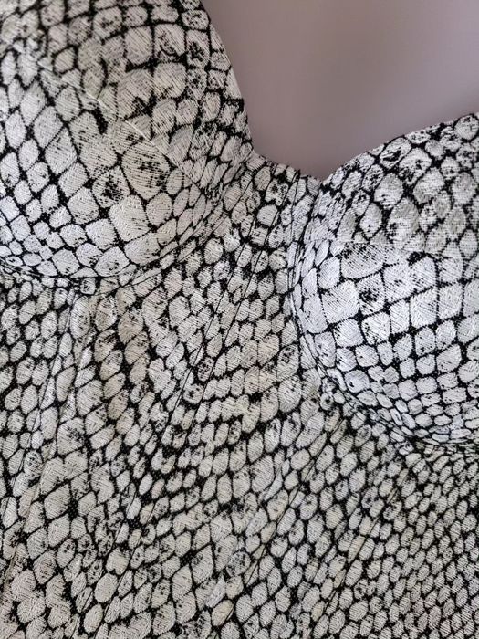 Корсет змія з гарною утяжкою