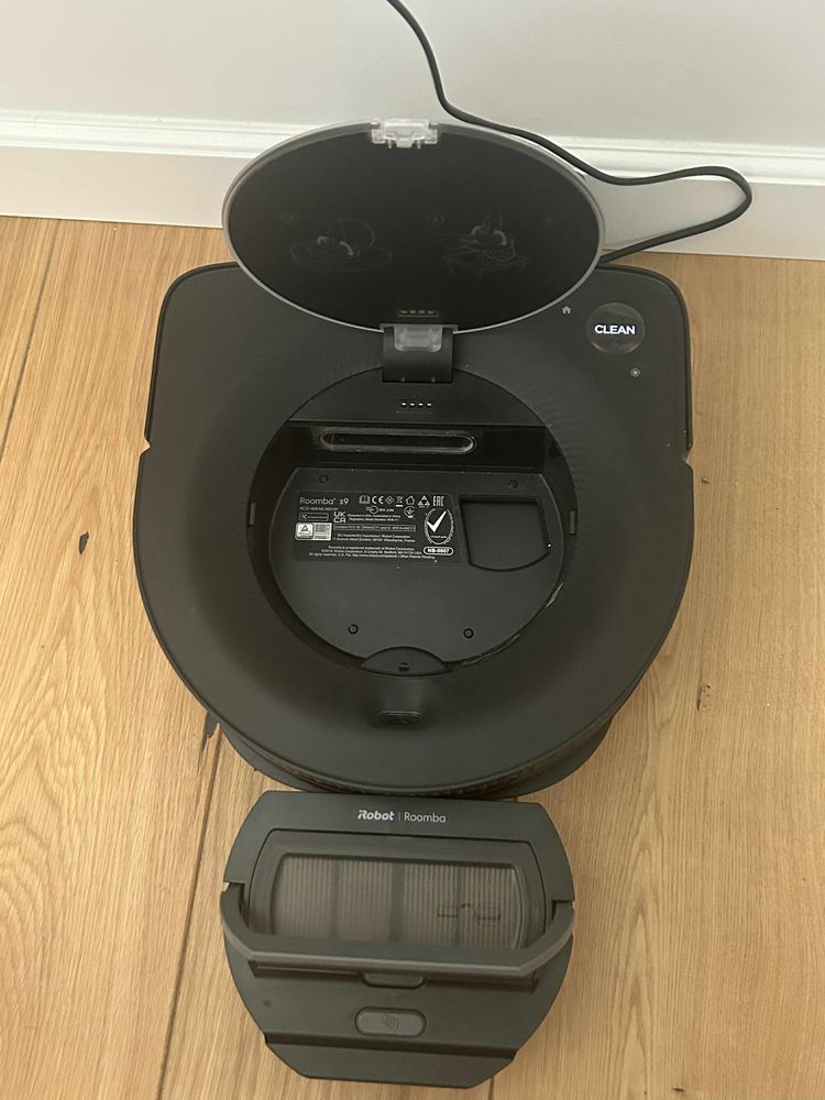 Roomba s9 iRobot