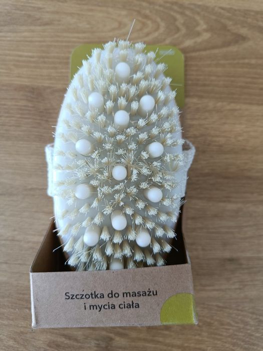 Szczotka do masażu i mycia ciała Omnia Botanica