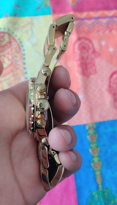 2 Relógios Michael Kors e 1 relógio CK em ótimo estado