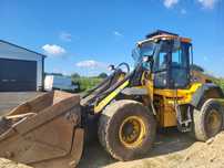 JCB 437