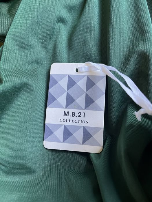 Nowa sukienka aksamitna rozm L