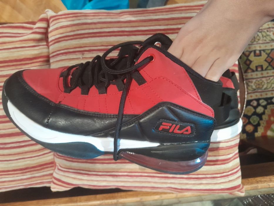 Sapatilhas/bota marca FILA