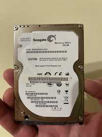 Жорсткий диск для ноутбука Seagate 250ГБ.