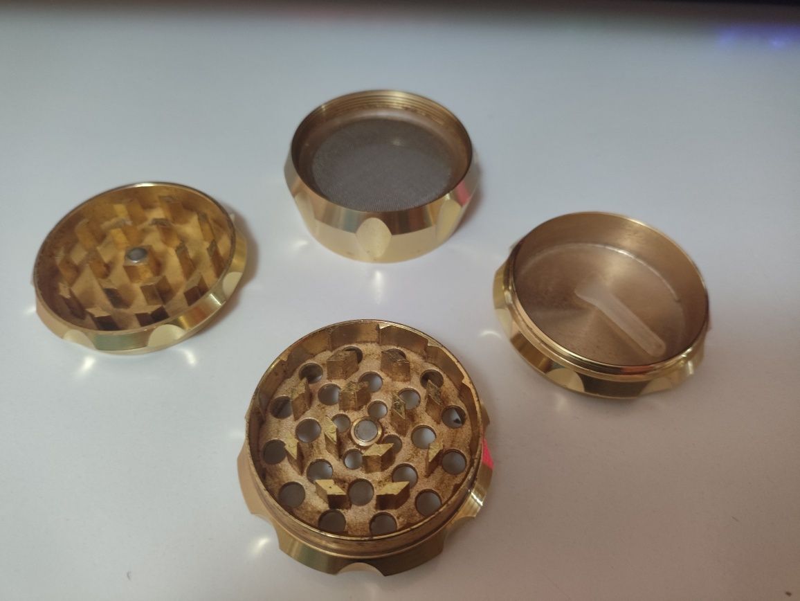 Grinder Metálico de 4 partes