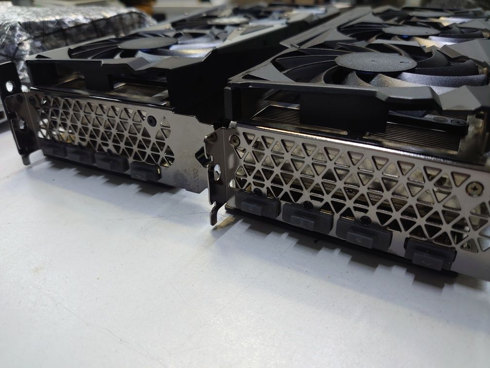 Відеокарта INNO3D RTX 3080 iChill X3 10GB GDDR6X