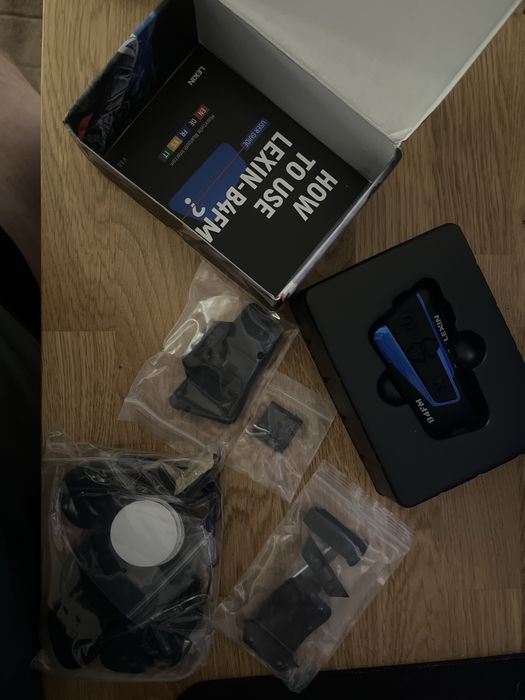 Intercomunicador Bluetooth LEXIN B4FM