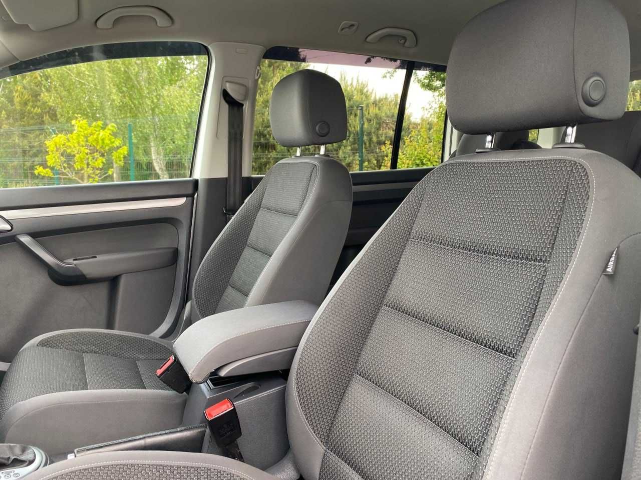 Продам Volkswagen Touran 2013. Можна в розстрочку, під викуп