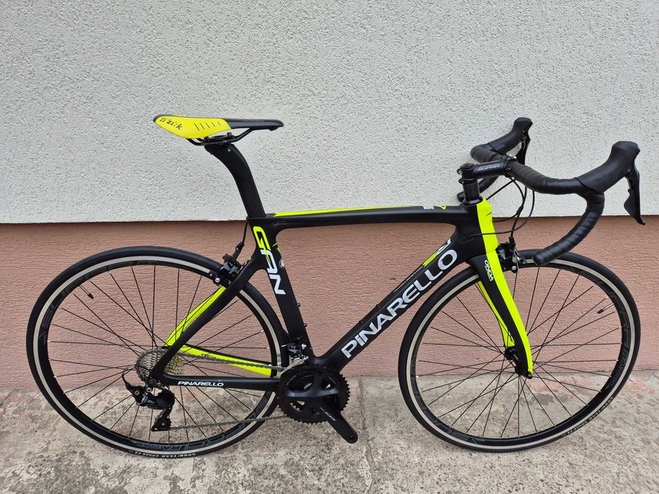 Rower szosowy Pinarello Gan, full carbon, pakiet, hurt, 5x