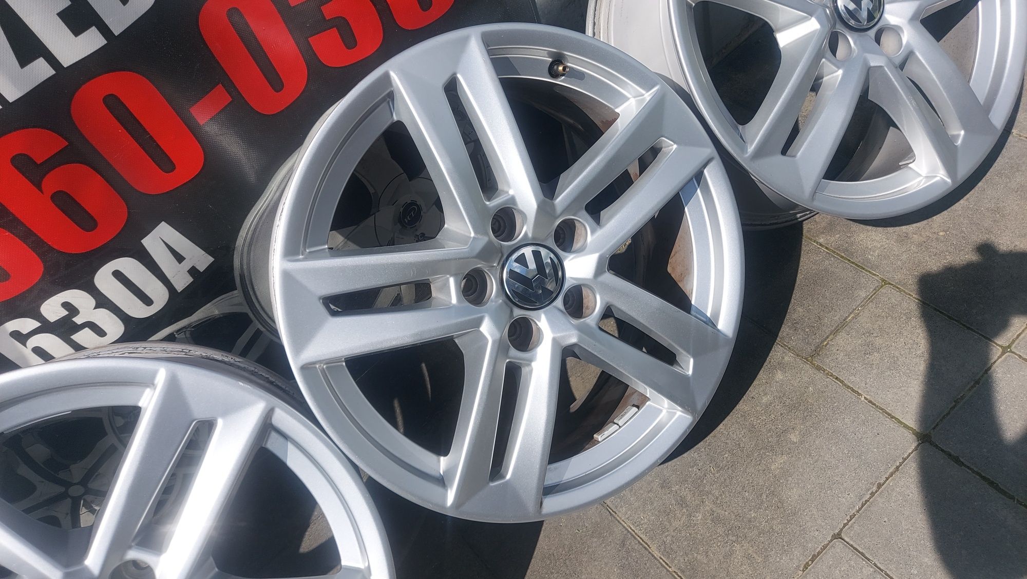 Alufelgi 17 cali 5x112 VW Golf5 6 Touran Tiguan