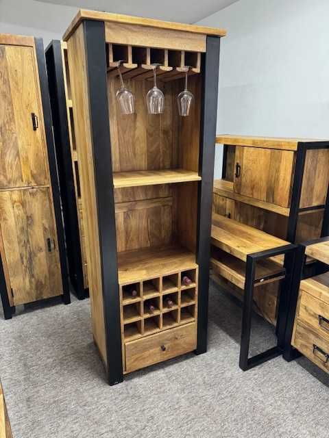 Piękny drewniany Bufet/Kredens/Barek z seri Britt nowy F-Vat