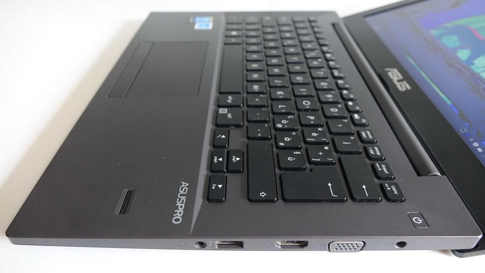 Ноутбук ASUS PU301L Pro, i7-4510U, 8gb, 256gb, Intel 4400, ХОРОШИЙ АКБ