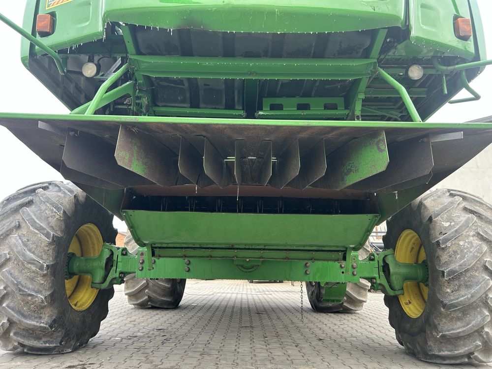 Комбайн John Deere 9760STS 2005 8.1