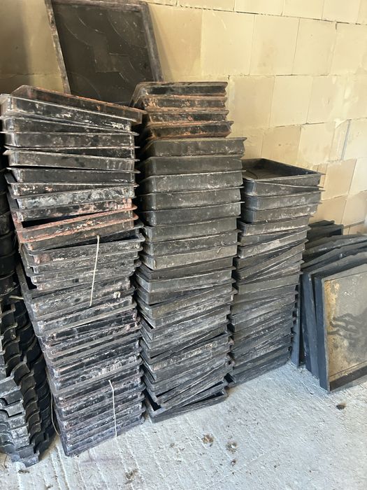 Formy do polbruku i plytek betonowych